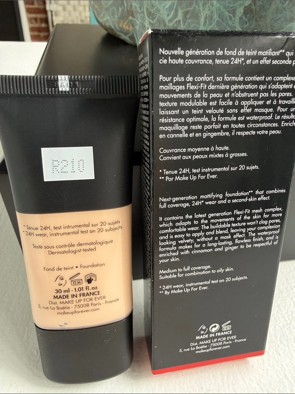 Makeup Forever Matte Velvet Skin Foundation - Beige Tone